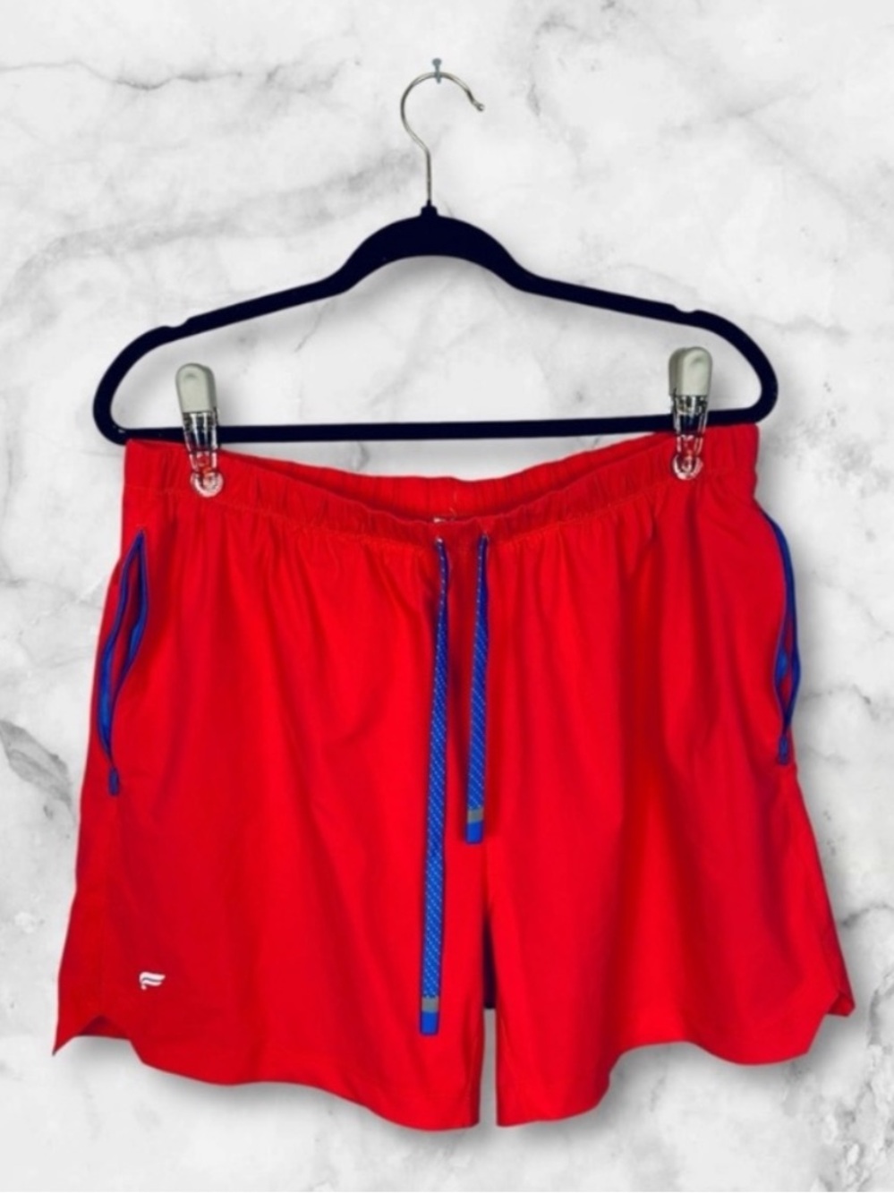 Fabletics men's cherry pop athletic train to swim shorts size large